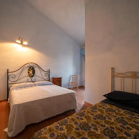 בית הארחה Dimora Terrazza Sui Calanchi 3*