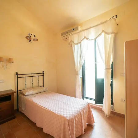 Dimora Terrazza Sui Calanchi 3* 아트리