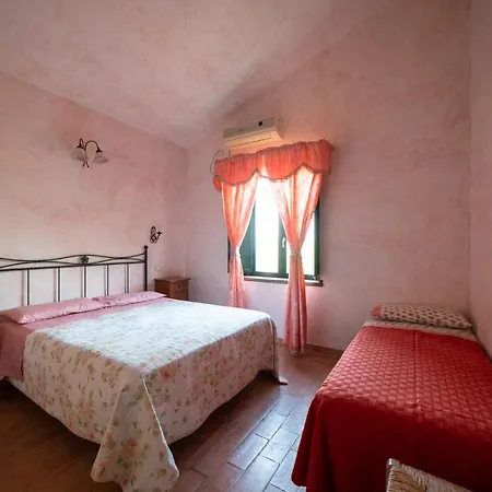 Dimora Terrazza Sui Calanchi 게스트하우스