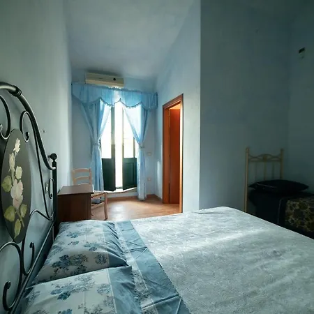 Dimora Terrazza Sui Calanchi 3* 아트리